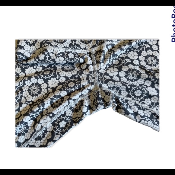 Lululemon Wunderunder Twiggy Crops - Picture 7 of 8